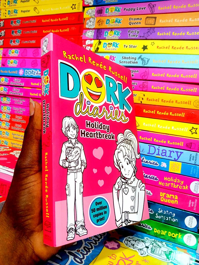 Cover of DORK DIARIES/Holliday heartbreak 💔