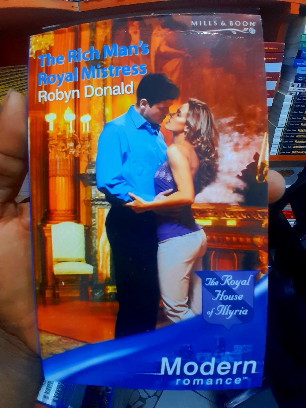 Cover of The rich man's loyal mistress 